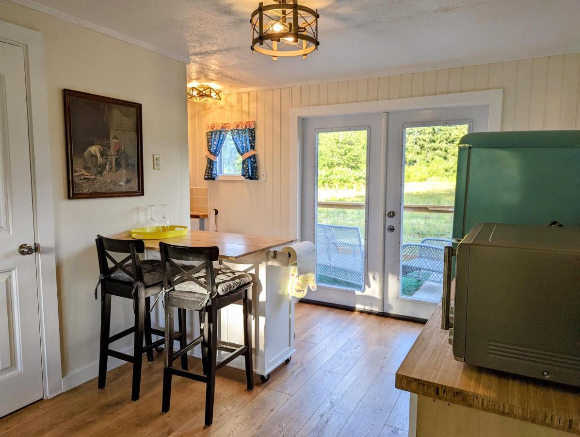 The Cottage On The Farm Ladysmith Exterior photo
